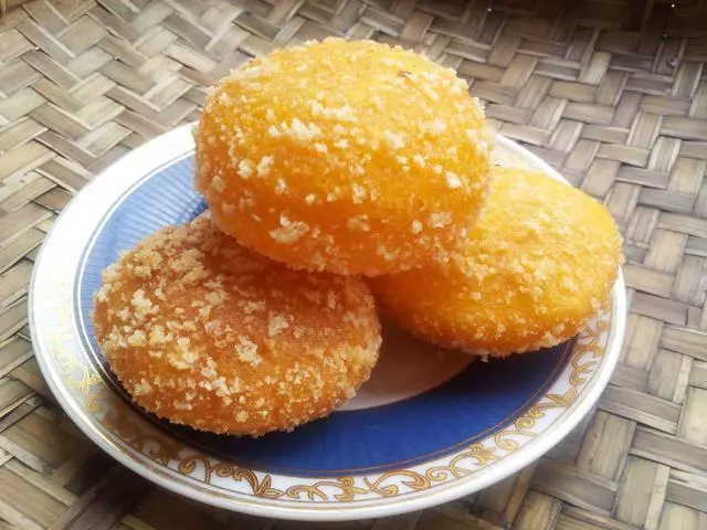 小孩子最吃的「南瓜餅」,外脆里嫩,軟糯香甜,3分鐘就能學會!