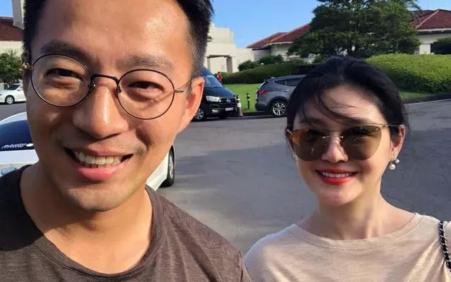 何潤東結婚3年從不曬老婆,看了他老婆的照片後,網友:用心良苦