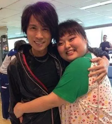 25歲搭檔王祖藍走紅,她被封宅男女神,身材肥胖堪比沈殿霞