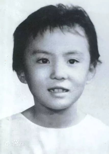 北京清華才女遭忌 疑室友三次下毒 頭髮掉光智商只剩7歲