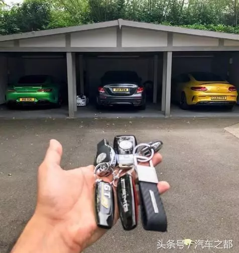 越貴的車，「車鑰匙」就越豪華？看到「法拉利」的鑰匙...我笑了！