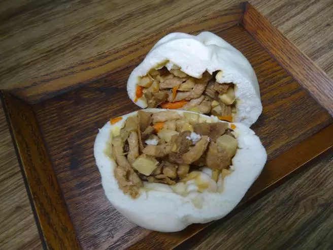 楊記高麗菜包、香菇素筍包料多味美