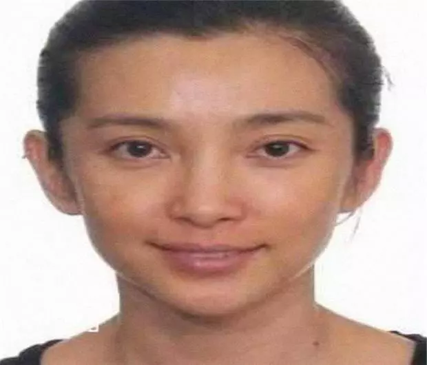 素顏走在街上,無人識的6位女星,是丑到哭還是判若兩人!