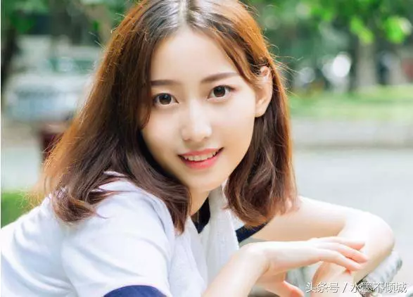 出生就被父母送人,長大後幫扶養母兒子,親生父母見了,趕來認女兒