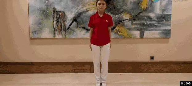 每天翻轉手臂2分鐘,上肢經絡全疏通,心臟1年更比1年健康