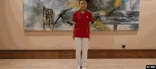 每天翻轉手臂2分鐘,上肢經絡全疏通,心臟1年更比1年健康