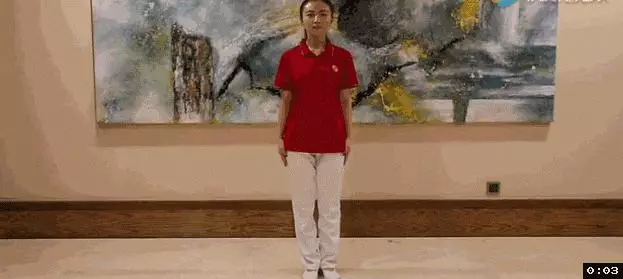 每天翻轉手臂2分鐘,上肢經絡全疏通,心臟1年更比1年健康