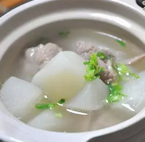 暖胃又暖心!分享6種超簡易營養煲湯食譜,保證你煲出超好喝老火湯!
