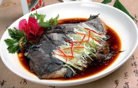 清蒸魚最考功夫!清蒸魚就是要注意這些細節,魚肉就會鮮嫩香甜!