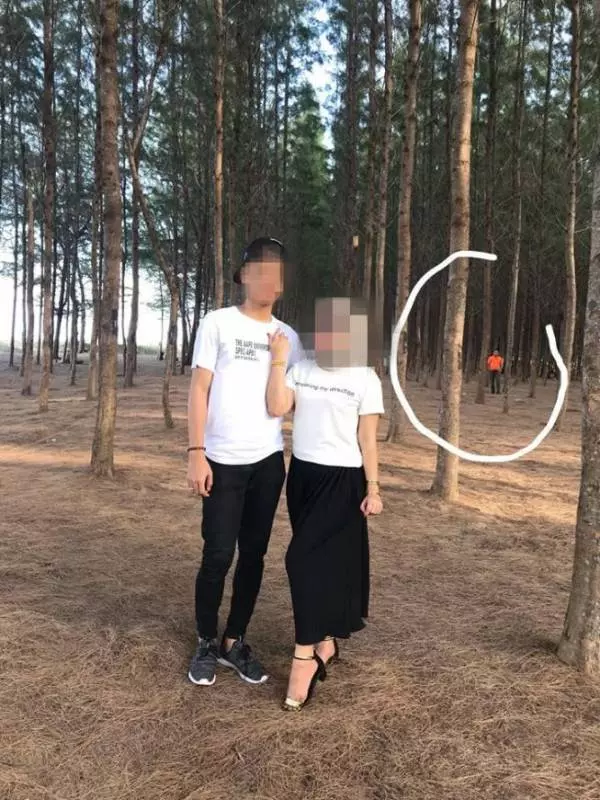 【牽手都有錯?】大馬已婚情侶在公眾場所『牽手』,竟被跟蹤還被當眾羞辱!