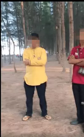 【牽手都有錯?】大馬已婚情侶在公眾場所『牽手』,竟被跟蹤還被當眾羞辱!