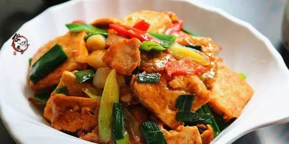 「蒜香豆腐」的做法大全,手把手教你怎樣煎豆腐既不粘鍋又好吃