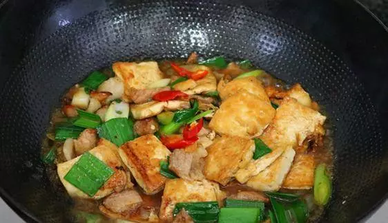 「蒜香豆腐」的做法大全,手把手教你怎樣煎豆腐既不粘鍋又好吃