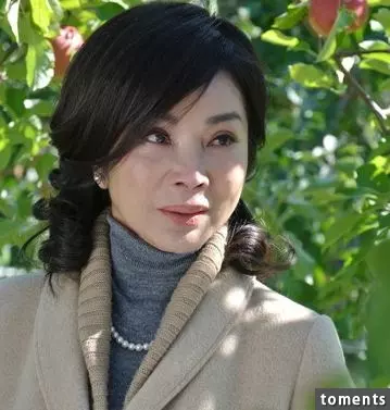 親兄妹想結婚老爸氣炸!媽媽竟說:「給他們結!」爸爸憤怒質問:「妳打什麼主意?」結果她在他耳邊「一句話」讓他只好點頭答應!