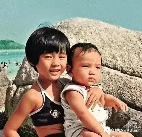 搶別人老公,嫁殘疾富豪,公司上市 你們卻只好奇她怎麼懷的孕!