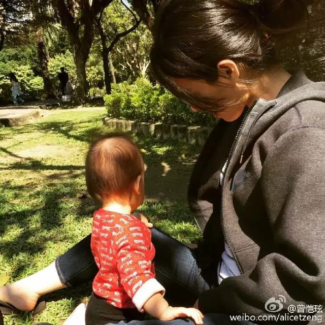 昆凌素顏讓大家搖頭,但周杰倫這個前女友才是最美!如今「她」懷孕生子…孩子的模樣讓大家都震撼了…