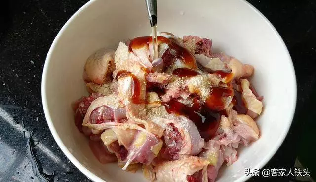 燜雞肉時加上它簡單一做,好吃又下飯,拌汁都能吃下三碗飯,真香!!!