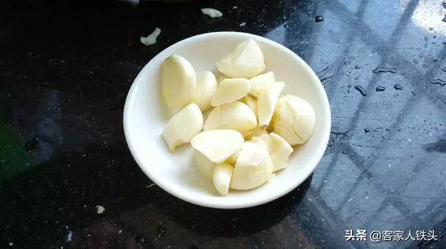 燜雞肉時加上它簡單一做,好吃又下飯,拌汁都能吃下三碗飯,真香!!!