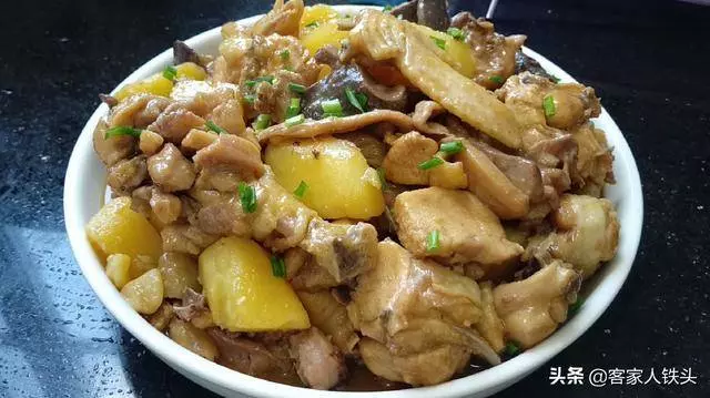 燜雞肉時加上它簡單一做,好吃又下飯,拌汁都能吃下三碗飯,真香!!!