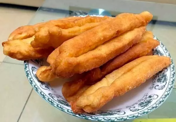 老媽自製健康油條,不加任何膨鬆劑,多加這個料,油條香脆蓬鬆!