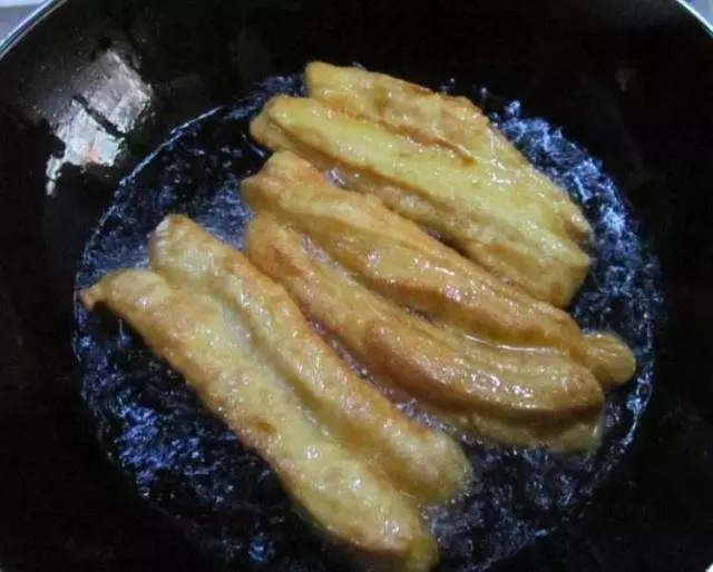 老媽自製健康油條,不加任何膨鬆劑,多加這個料,油條香脆蓬鬆!