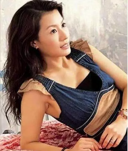 古天樂大婚疑將近,緬甸拍戲期間同帶未婚妻當地遊玩,網友送祝福