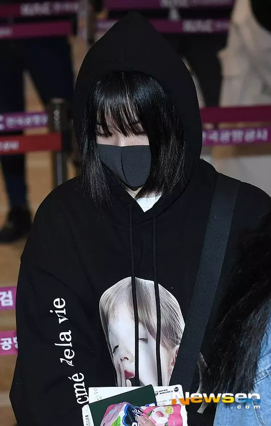 [GFRIEND][分享]190312 和巴蒂一起創造回憶的Project！素媛每日自拍預告