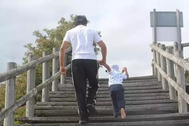 「骨老則人老」,要想保持年輕的狀態,要懂得練骨和補骨