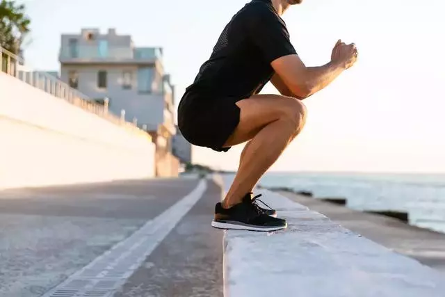 「骨老則人老」,要想保持年輕的狀態,要懂得練骨和補骨
