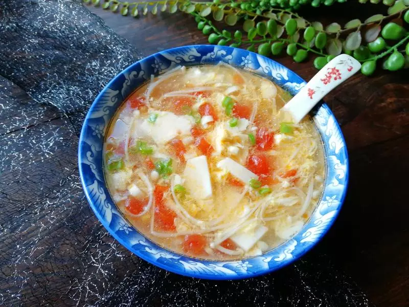 春季,這個嫩豆腐的做法太好了,營養豐富,健胃消食又補鈣
