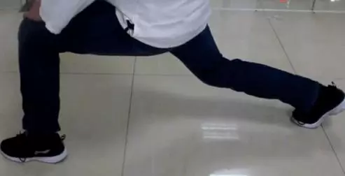 血液循環不好,下肢早衰,不怕,3種下蹲方法,幫助血液流動暢通