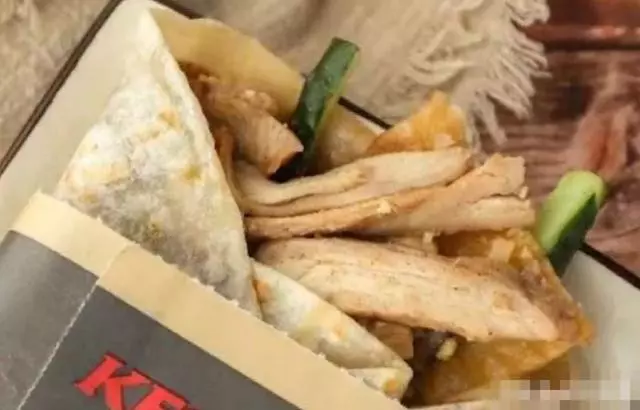 轉發 微博 Qzone 微信 肯德基差評最多的7種食物,「單身狗桶」,「種草可樂」均上榜!