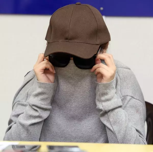 超級渣男!與友人分享女友裸照 輪流威脅少女「供圖欣賞」