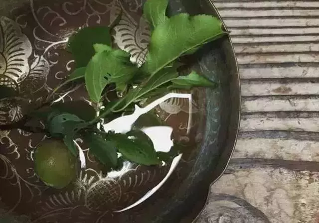 口業容易犯,後果很嚴重,命不好,先反省嘴巴