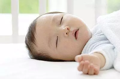 孩子幾點入睡最好?睡不踏實怎辦?5個問題,1次解決