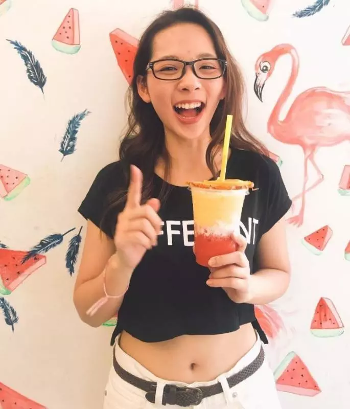 男人最想和她約會的YouTuber前三名!長得正身材又辣…「滴妹」卻慘遭奪牌
