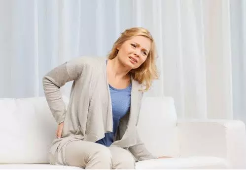 喝骨頭湯能預防骨質疏鬆?專家:防治骨質疏鬆需避開這7大誤區!