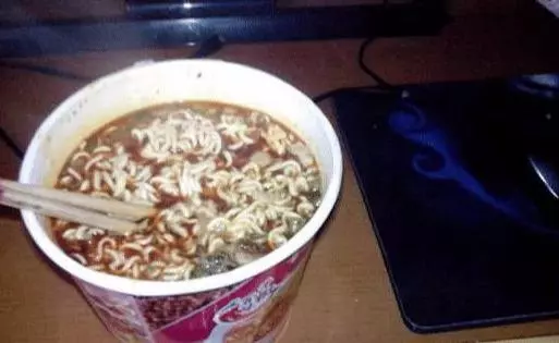 韓國人吃泡麵和我們吃泡麵有什麼不同?