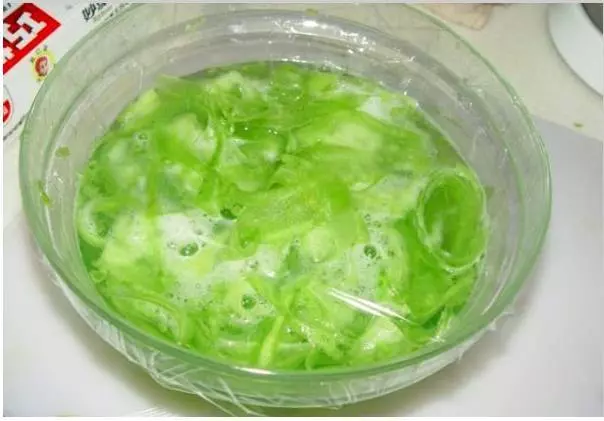 苦瓜不止能拿來做菜,苦瓜泡水喝,好處非常多