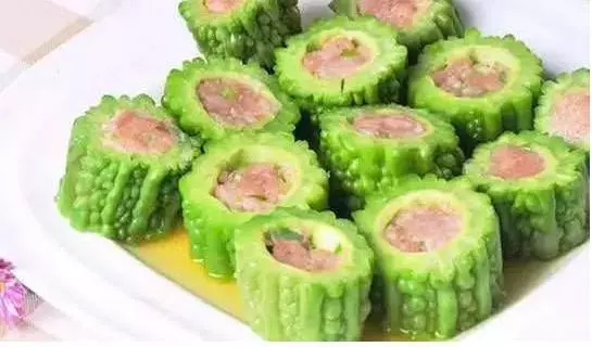 苦瓜不止能拿來做菜,苦瓜泡水喝,好處非常多