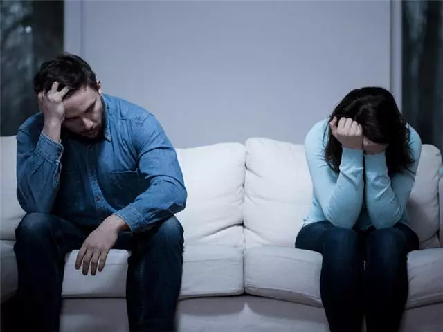 我是老公上司,婆婆讓我辭職做全職太太,我:我可以炒你兒子魷魚