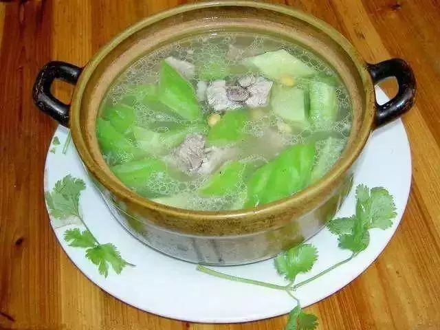 女人常喝三個湯,清火氣,排毒解便秘,皮膚變白皙,收了慢慢熬