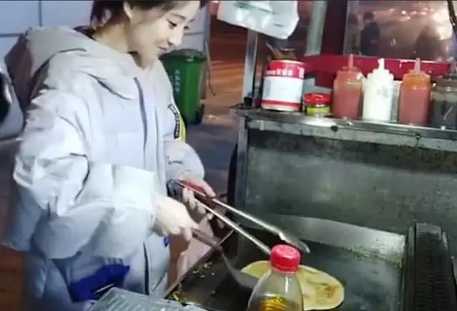 因不賺錢而被肯德基下架的產品,後成街邊火爆美食,你肯定吃過!