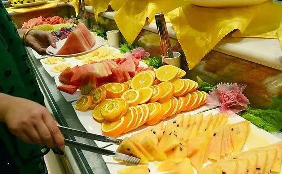 去吃自助餐,這三種食物身價最高,多吃肯定能回本,現在知道不晚