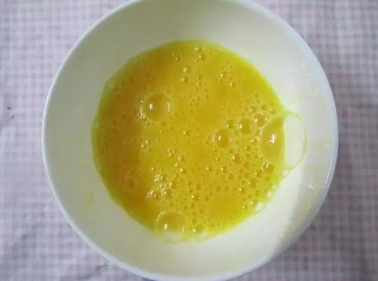 「剩米飯」不要再做蛋炒飯了,教你一個新做法,老人孩子都愛吃!