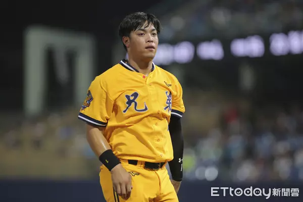 陳子豪、周思齊仲裁可能拖半年 工會:靜待結果