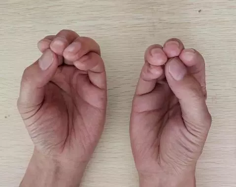 經常敲打耳朵附近,能疏通經絡,有心腦血管的人要多敲,血管暢通