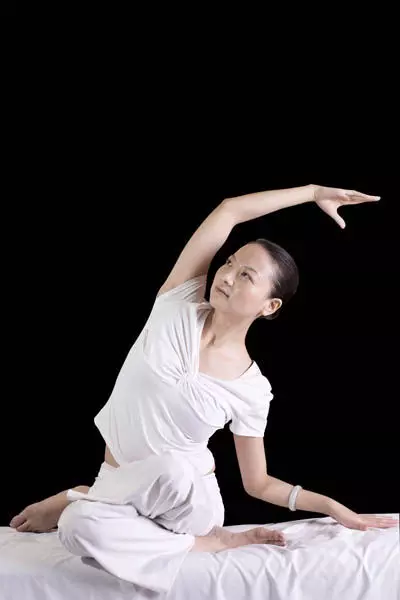 睡前瑜伽——不做我也先存著!