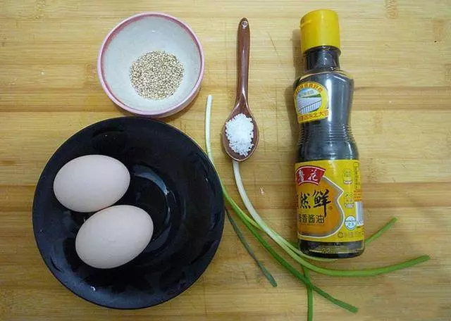雞蛋新吃法,醬油煎雞蛋,簡單快捷,營養美味