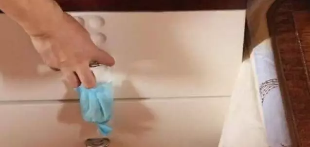 風油精滴在生薑上太厲害了,可惜很多人並不知道,學會全家都受用